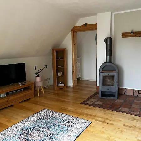Apartment Maisonette Ferienwohnung, Fußläufig Zum Fleesensee Mit Eigenem Garten