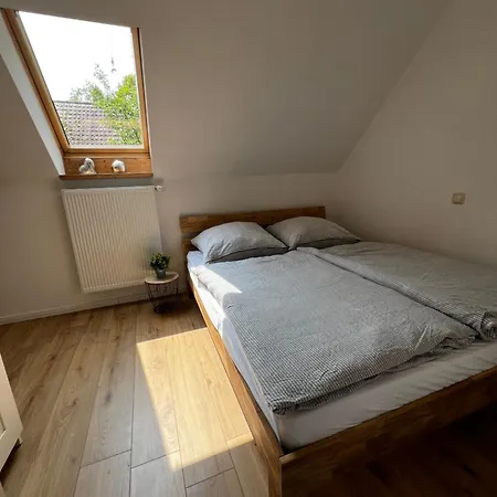 Maisonette Ferienwohnung, Fusslaeufig Zum Fleesensee Mit Eigenem Garten Daire Göhren-Lebbin