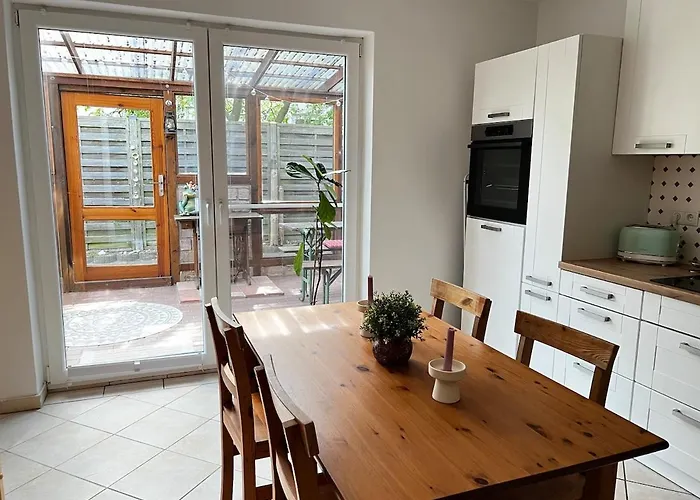 Maisonette Ferienwohnung, Fusslaeufig Zum Fleesensee Mit Eigenem Garten * Göhren-Lebbin