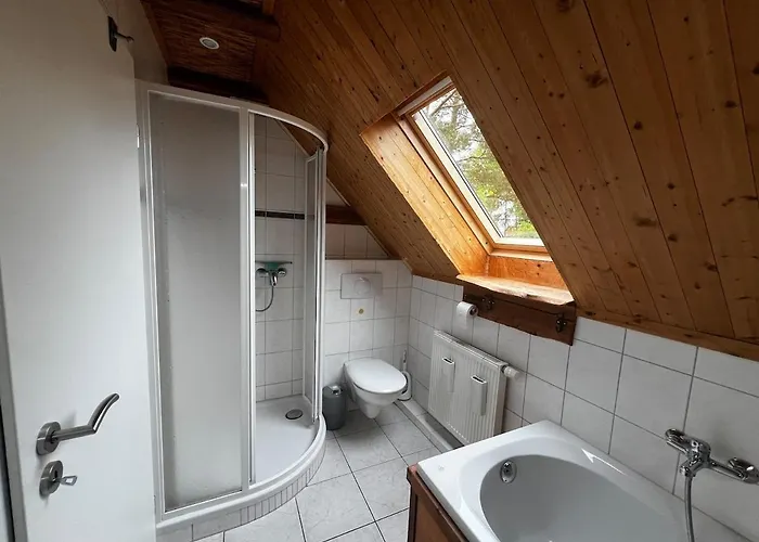 Lägenhet Maisonette Ferienwohnung, Fusslaeufig Zum Fleesensee Mit Eigenem Garten *