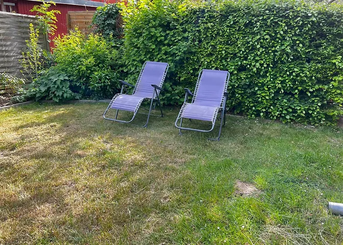 Maisonette Ferienwohnung, Fusslaeufig Zum Fleesensee Mit Eigenem Garten Lägenhet